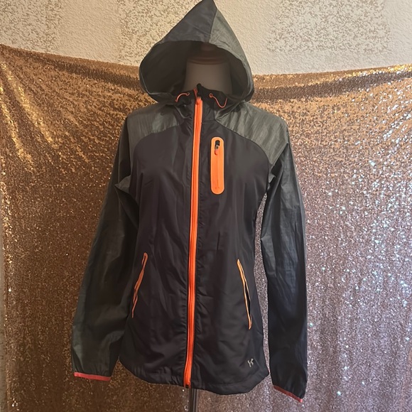 Heat Gear gray jacket (size small) - Picture 1 of 1